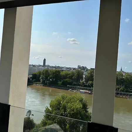 *le Nelligan* Vue Panoramique Parking Inclus Apartamento